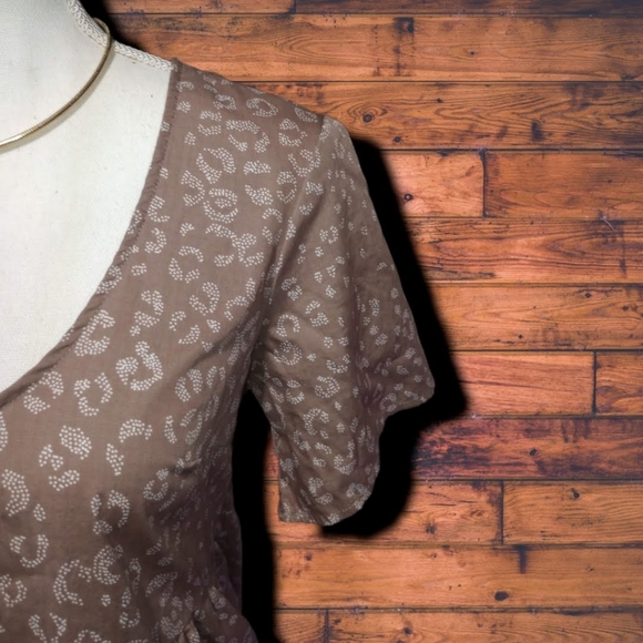 Brown Tiered Dress w/Dotted Leopard Print - Picture 5 of 7